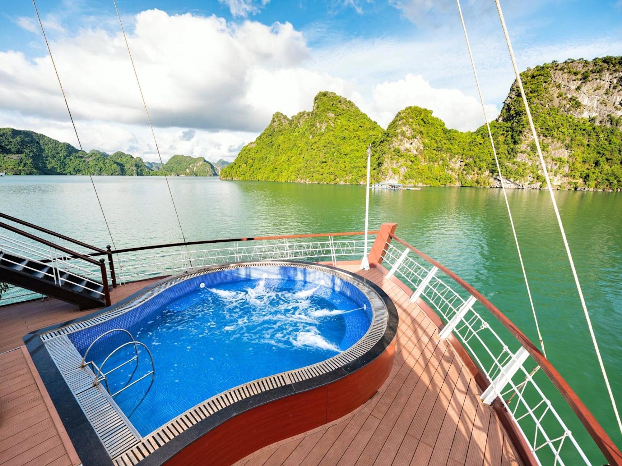 ホテル Le Journey Elegance Cruise ハロン エクステリア 写真