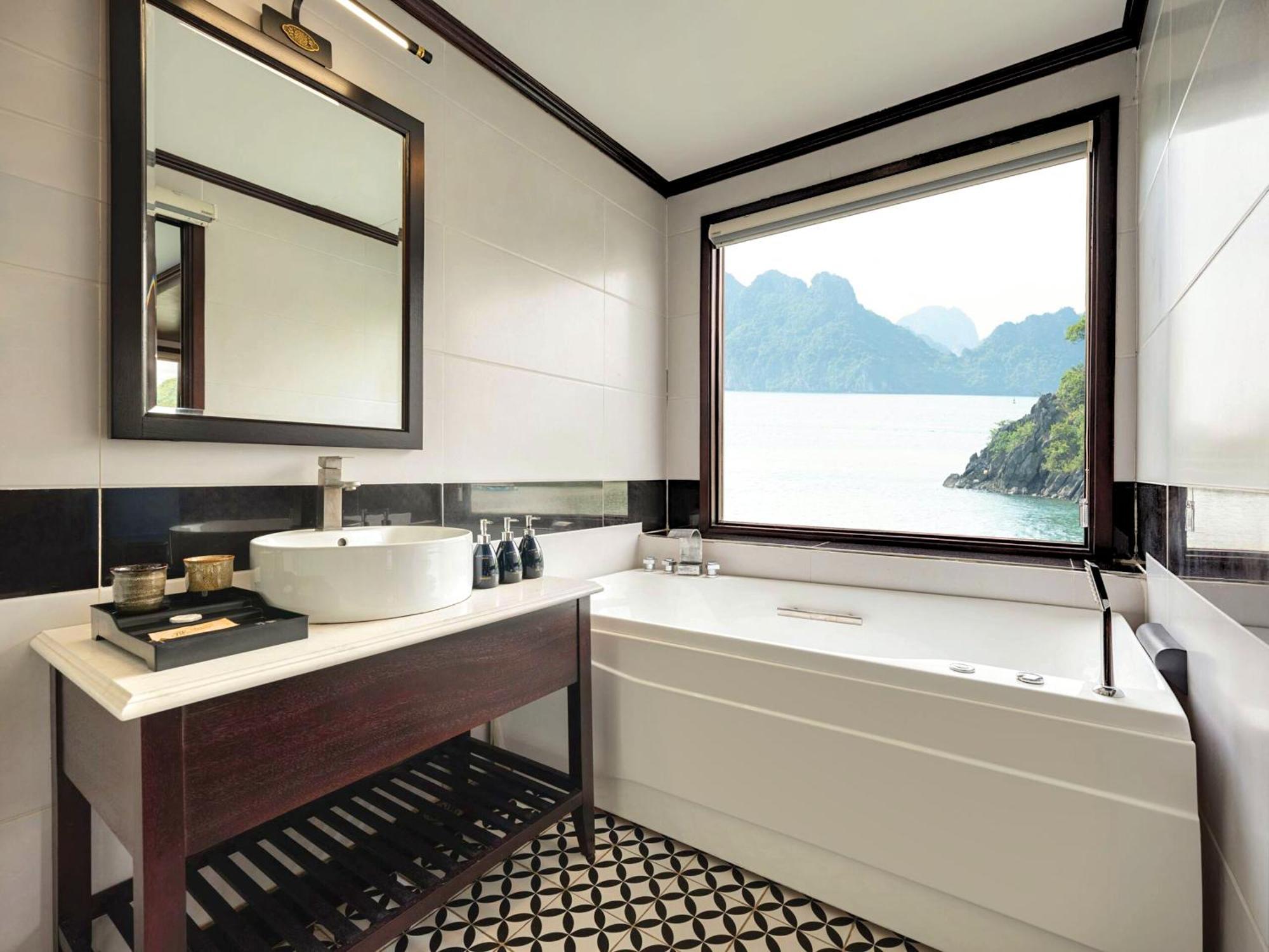 ホテル Le Journey Elegance Cruise ハロン エクステリア 写真
