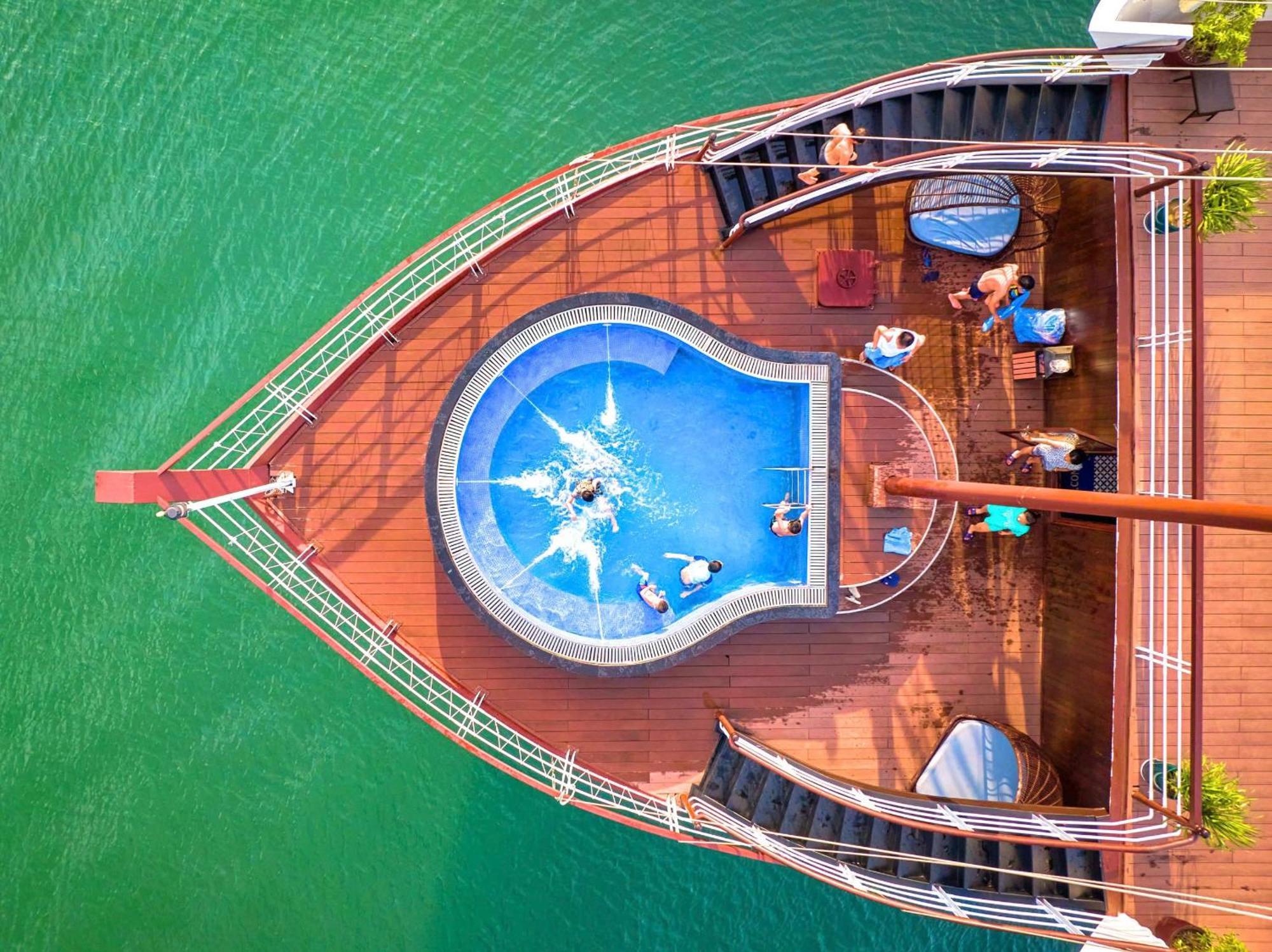ホテル Le Journey Elegance Cruise ハロン エクステリア 写真
